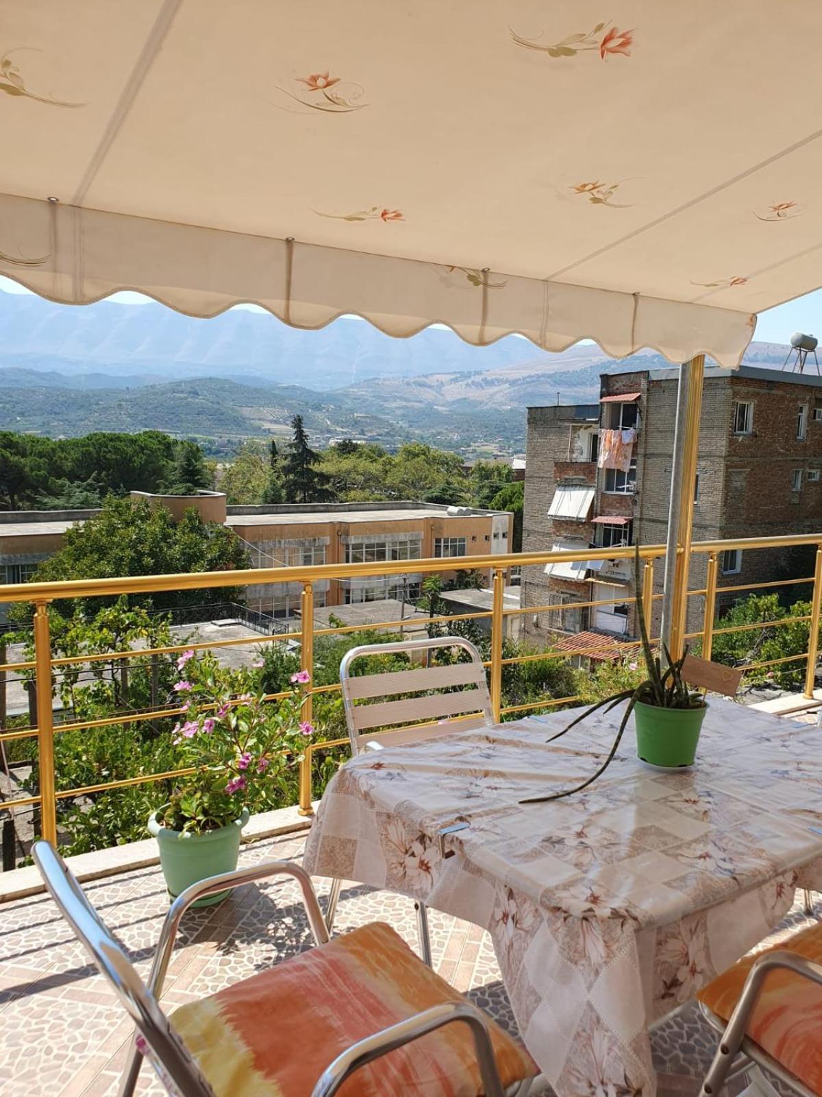 Sara Guesthouse Berat Kültér fotó